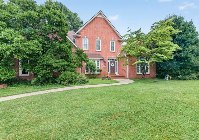 3rd image of 108 Fairways Blvd N, Tullahoma, TN 37388 | MLS# 3287562