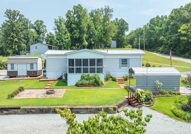 1st image of 181 Lower Roans Creek Rd, Linden, TN 37096 | MLS# 3314897