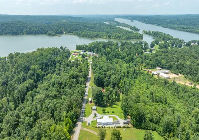 51st image of 181 Lower Roans Creek Rd, Linden, TN 37096 | MLS# 3314897