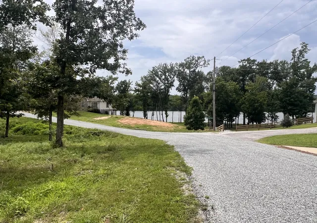 8th image of 16 Lake View Dr, Linden, TN 37096 | MLS# 3270573