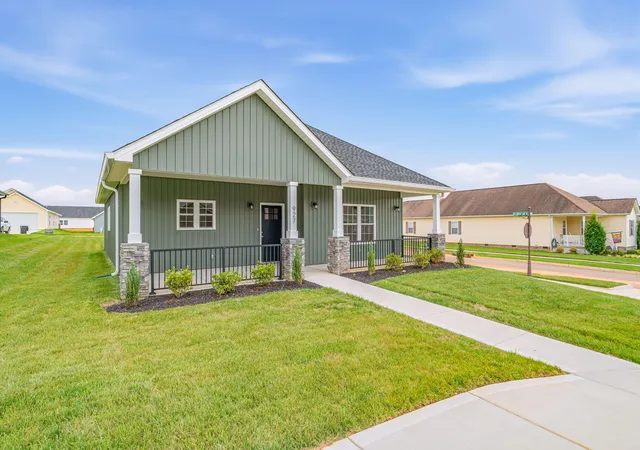 3rd image of 927 Stratford Avenue, Sweetwater, TN 37874 | MLS# 3270532