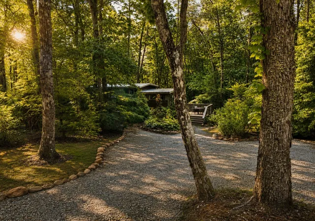 Photo 1 of Manufactured home for sale at 476 Deer Lick Trail, Monteagle, TN 37356 | MLS# 3527344 | Listing updated on 2026-10-08