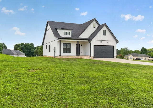 3rd image of 28 Harding Rd, Leoma, TN 38468 | MLS# 3298162
