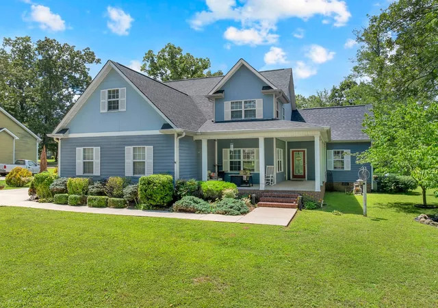 1st image of 2607 Old Tullahoma Rd, Winchester, TN 37398 | MLS# 3270548