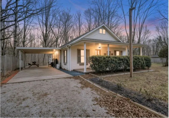 1st image of 408 Spring St, Monteagle, TN 37356 | MLS# 3270584