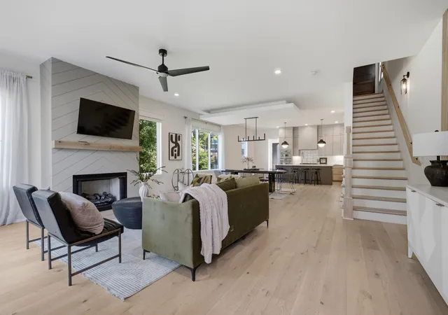 Photo 3 of Single family home for sale at 1261 2nd Avenue S, Nashville, TN 37210 | MLS# 3277701 | Listing updated on 2026-08-16