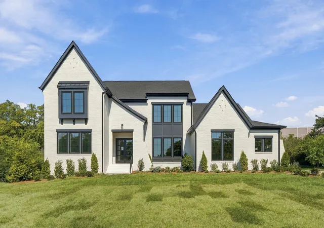 Photo 1 of Mansion for sale at 713 Adkisson Ln, Nashville, TN 37205 | MLS# 3270595 | Listing updated on 2026-10-02