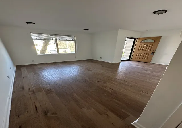Photo 3 of Townhouse for sale at 4958 Edmondson Pike #B9, Nashville, TN 37211 | MLS# 3270614 | Listing updated on 2026-08-20