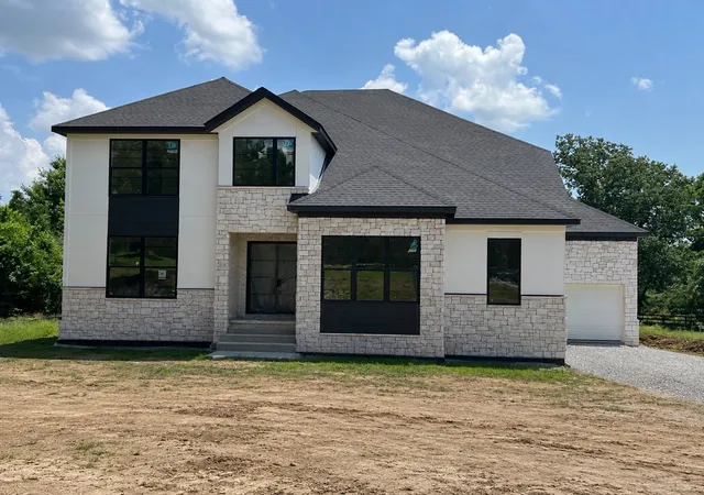 Photo 1 of Single family home for sale at 6837 Old Charlotte Pike, Nashville, TN 37209 | MLS# 3270616 | Listing updated on 2026-08-24