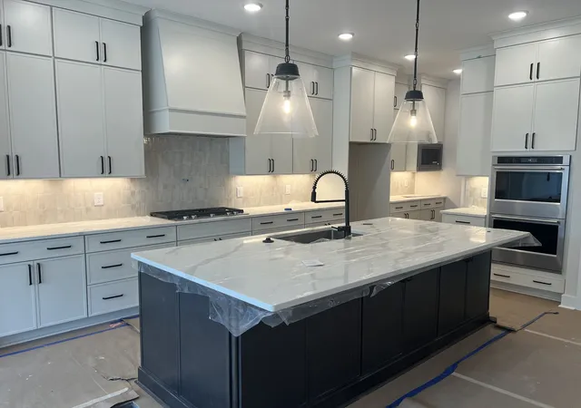 Photo 4 of Single family home for sale at 6837 Old Charlotte Pike, Nashville, TN 37209 | MLS# 3270616 | Listing updated on 2026-08-24