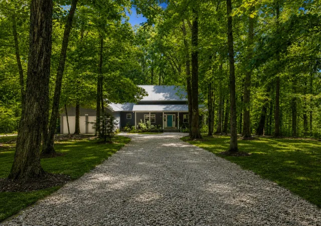Photo 3 of Single family home for sale at 107 Timber Run Trl, Pegram, TN 37143 | MLS# 3333841 | Listing updated on 2026-09-21