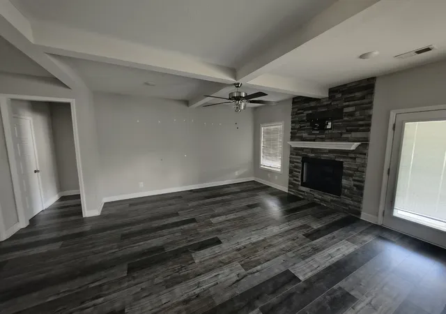Photo 2 of Sale Pending at 362 Crusaw Dr, Clarksville, TN 37043 | MLS# 3271050 | Listing updated on 2026-10-06