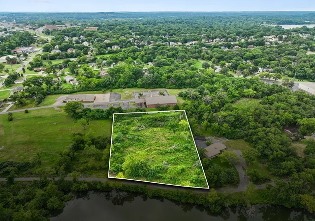 Photo 2 of Land for sale at 0 Pres Blon Dr, Hendersonville, TN 37075 | MLS# 3285556 | Listing updated on 2026-07-20