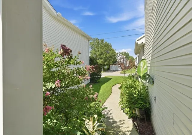 Photo 4 of Single family home for sale at 4244 Chesney Glen Dr, Hermitage, TN 37076 | MLS# 3285601 | Listing updated on 2026-09-30