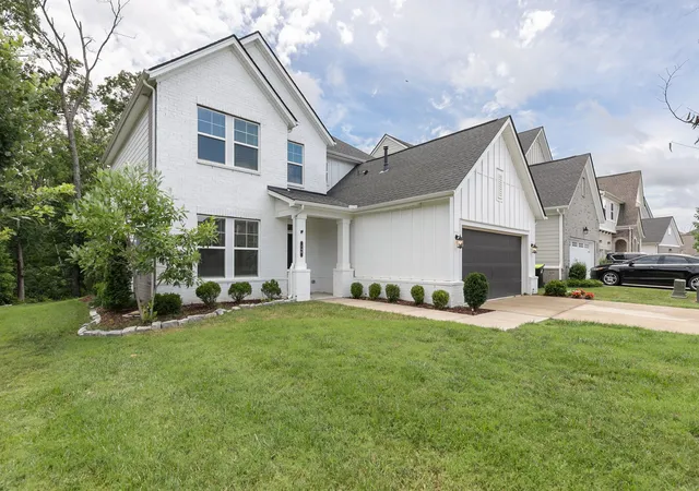 2nd image of 146 Newbury Dr, White House, TN 37188 | MLS# 3272312