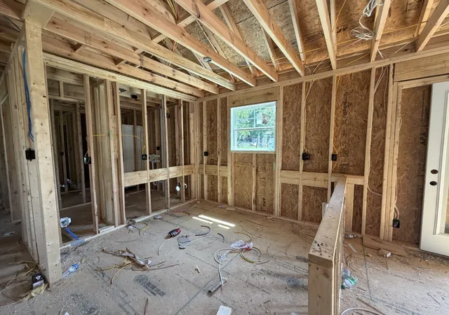 Photo 3 of Sale Pending at 120 Alabama Ave, Oak Grove, KY 42262 | MLS# 3278551 | Listing updated on 2026-08-29