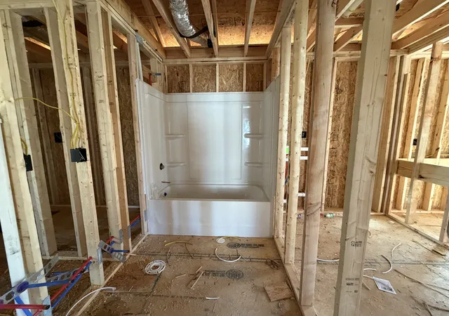 Photo 4 of Sale Pending at 120 Alabama Ave, Oak Grove, KY 42262 | MLS# 3278551 | Listing updated on 2026-08-29