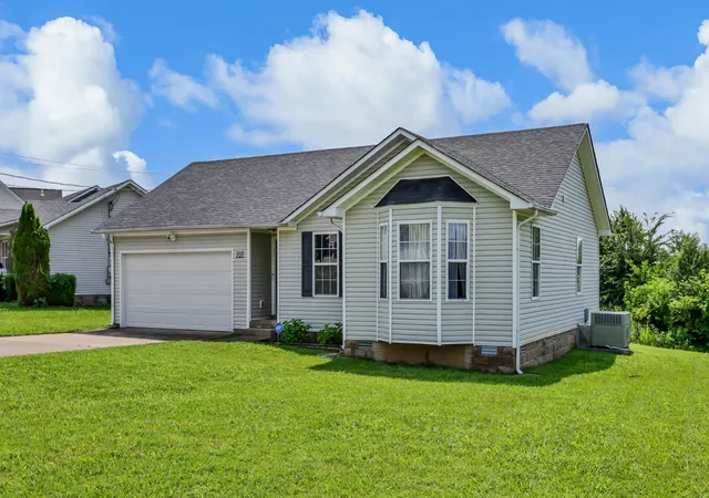 Homes for sale in Oak Grove, KY | 707 Shetland Dr, Oak Grove, KY 42262 | MLS# 3276730