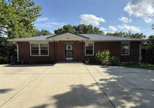 Photo 1 of Single family home for sale at 81 County House Cir, Carthage, TN 37030 | MLS# 3272076 | Listing updated on 2026-10-01