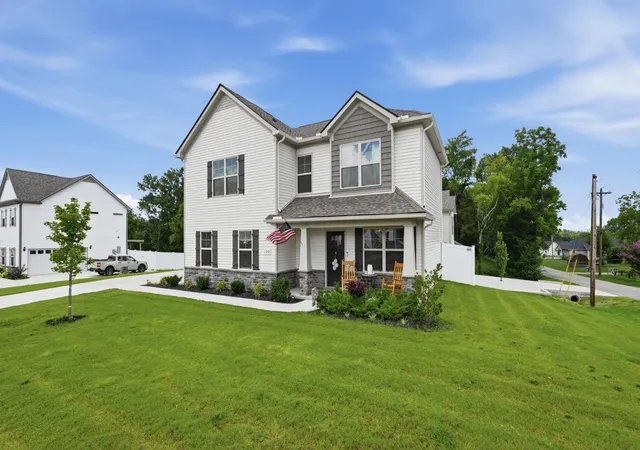 Photo 3 of Sale Pending at 100 Chevelle Ct, Shelbyville, TN 37160 | MLS# 3287539 | Listing updated on 2026-09-05