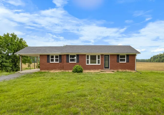 1st image of 3070 Dover Rd, Woodlawn, TN 37191 | MLS# 3271961
