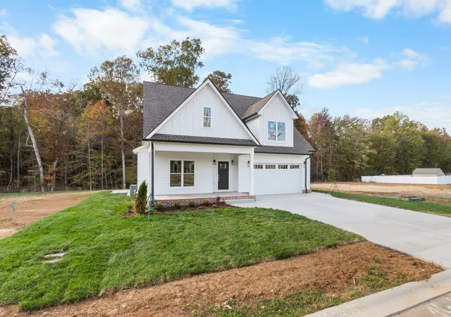 Photo 3 of Single family home for sale at 1457 Sango Cmns Way, Clarksville, TN 37043 | MLS# 3271960 | Listing updated on 2026-08-20