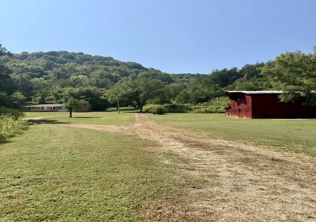 Photo 3 of Single family home for sale at 2625 Wartrace Hwy, Whitleyville, TN 38588 | MLS# 3272152 | Listing updated on 2026-10-01