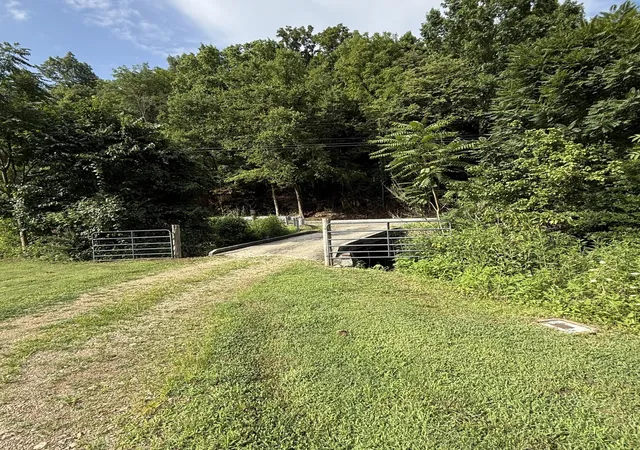 2nd image of 2625 Wartrace Hwy, Whitleyville, TN 38588 | MLS# 3272152