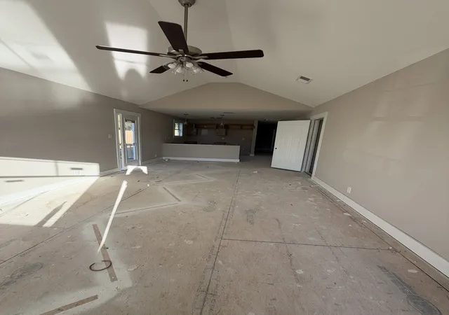Photo 4 of Single family home for sale at 122 Alabama Ave, Oak Grove, KY 42262 | MLS# 3272006 | Listing updated on 2026-09-29