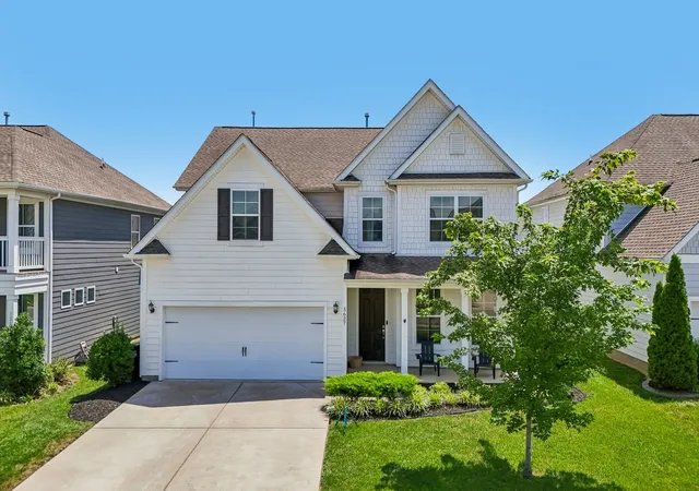 Photo 1 of Single family home for sale at 5627 Heirloom Dr, Murfreesboro, TN 37129 | MLS# 3272171 | Listing updated on 2026-10-13