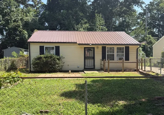 1st image of 228 Burch Rd, Clarksville, TN 37042 | MLS# 3272093