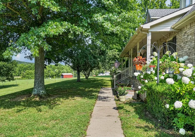Photo 4 of Single family home for sale at 1377 Chestnut Grv Rd, Morrison, TN 37357 | MLS# 3276592 | Listing updated on 2026-08-20