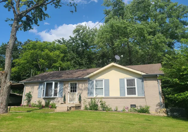 Single family home for sale at 608 Hidden Hl Dr, Hermitage, TN 37076 | MLS# 3272183