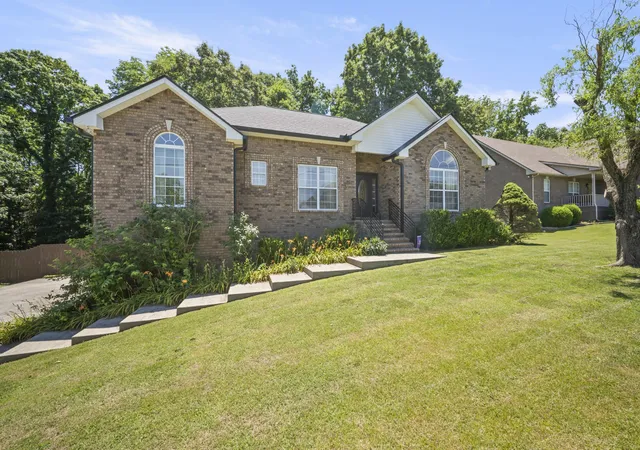 1st image of 4092 Summit Dr, Greenbrier, TN 37073 | MLS# 3278561