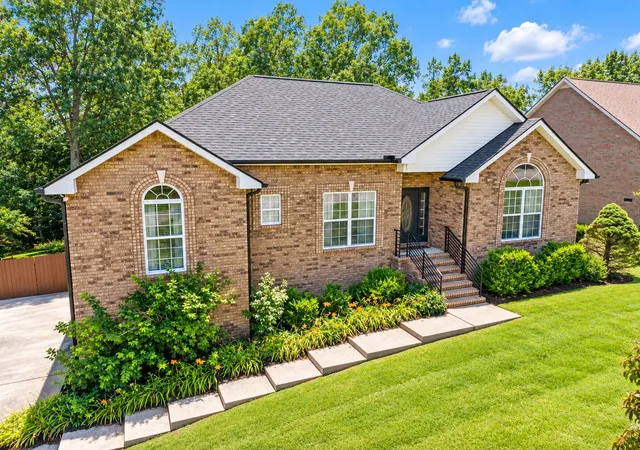 Photo 1 of Single family home for sale at 4092 Summit Dr, Greenbrier, TN 37073 | MLS# 3278561 | Listing updated on 2026-10-24