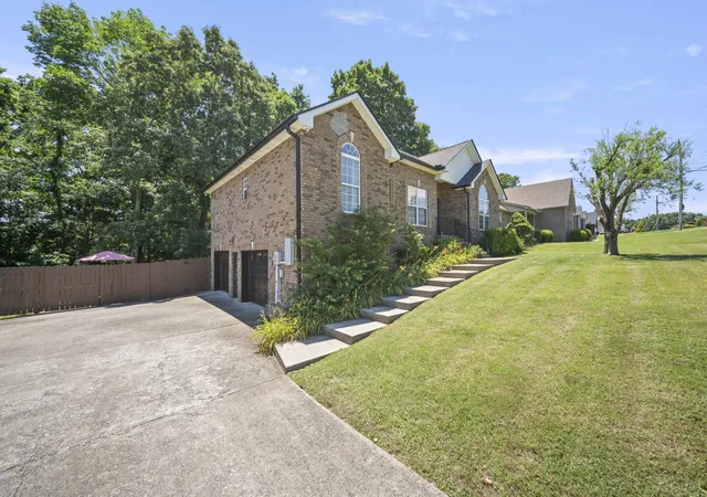 2nd image of 4092 Summit Dr, Greenbrier, TN 37073 | MLS# 3278561