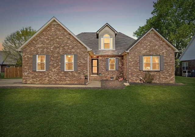 Photo 1 of Single family home for sale at 1928 Pennington Dr, Murfreesboro, TN 37129 | MLS# 3277215 | Listing updated on 2026-10-23