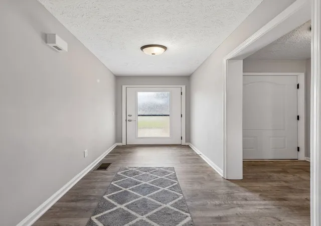 Photo 4 of Single family home for sale at 1928 Pennington Dr, Murfreesboro, TN 37129 | MLS# 3277215 | Listing updated on 2026-10-23