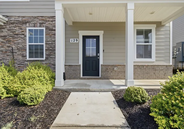 1st image of 129 Cecil Rd, Lebanon, TN 37087 | MLS# 3272179