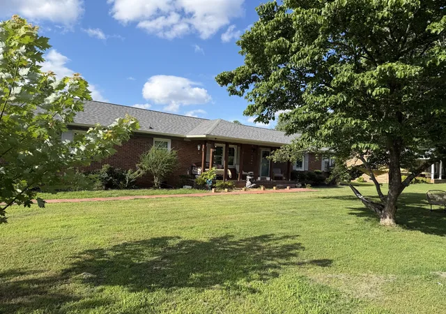 Photo 1 of Single family home for sale at 5042 Creekside Dr, Murfreesboro, TN 37128 | MLS# 3288010 | Listing updated on 2026-08-20