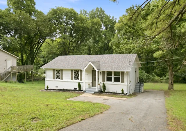 2nd image of 107 Rainbow Cir, Columbia, TN 38401 | MLS# 3279120