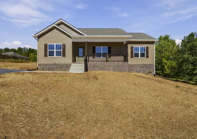 Single family home for sale at 1272 Vickie Ln, Portland, TN 37148 | MLS# 3304221