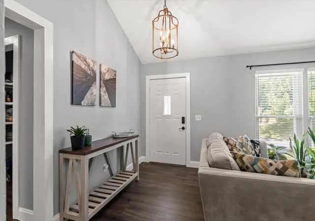 Photo 3 of Single family home for sale at 112 Vickey Ct, Nashville, TN 37211 | MLS# 3272349 | Listing updated on 2026-08-20