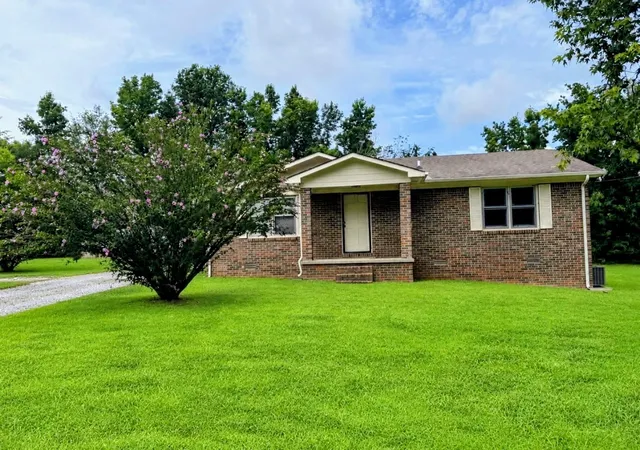 1st image of 15 Harper Dr, Fayetteville, TN 37334 | MLS# 3272242