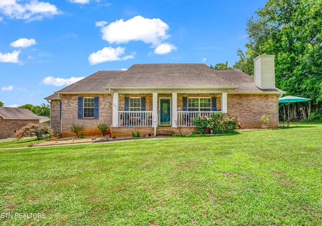 1st image of 541 Sandy Springs Rd, Maryville, TN 37803 | MLS# 3272234