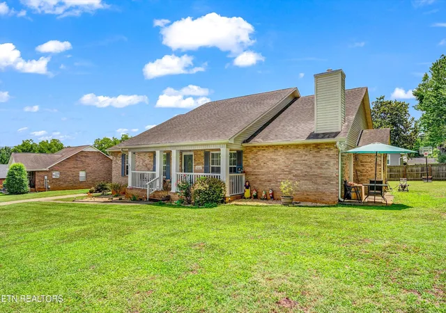 3rd image of 541 Sandy Springs Rd, Maryville, TN 37803 | MLS# 3272234