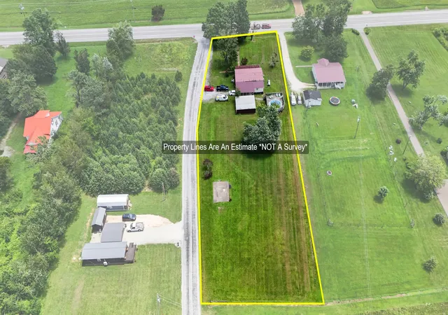 2nd image of 830 Buffalo Rd, Hohenwald, TN 38462 | MLS# 3278510