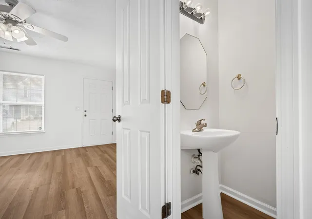 3rd image of 2961 S Rutherford Blvd #D4, Murfreesboro, TN 37130 | MLS# 3272275