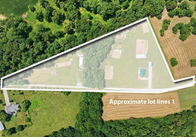 2nd image of 178 Walnut Creek Dr, Manchester, TN 37355 | MLS# 3272313