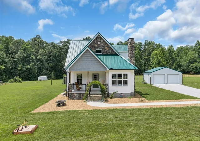 3rd image of 178 Walnut Creek Dr, Manchester, TN 37355 | MLS# 3272313